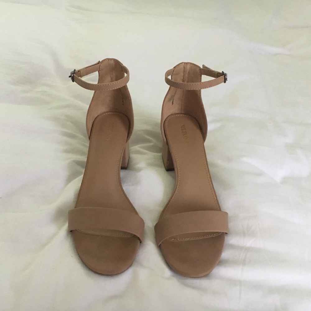 NUDE block heel sandals.